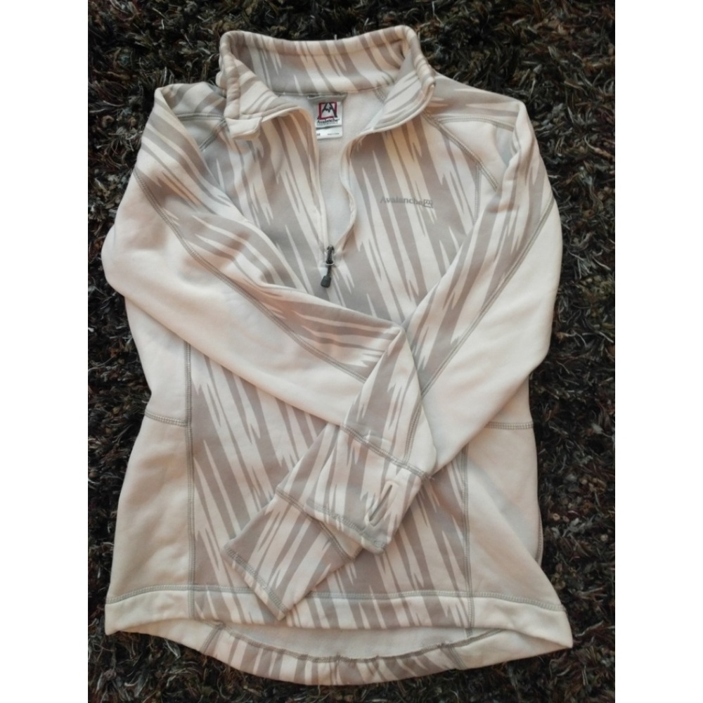 Avalanche Women's Medium Pullover